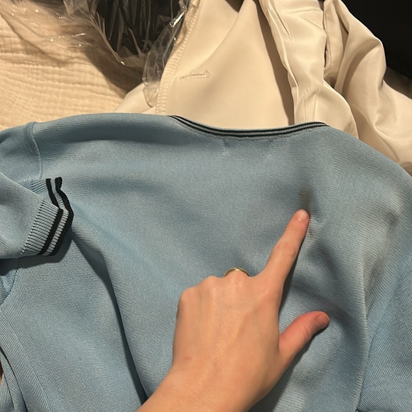 Chanel top - Picture 4 of 5